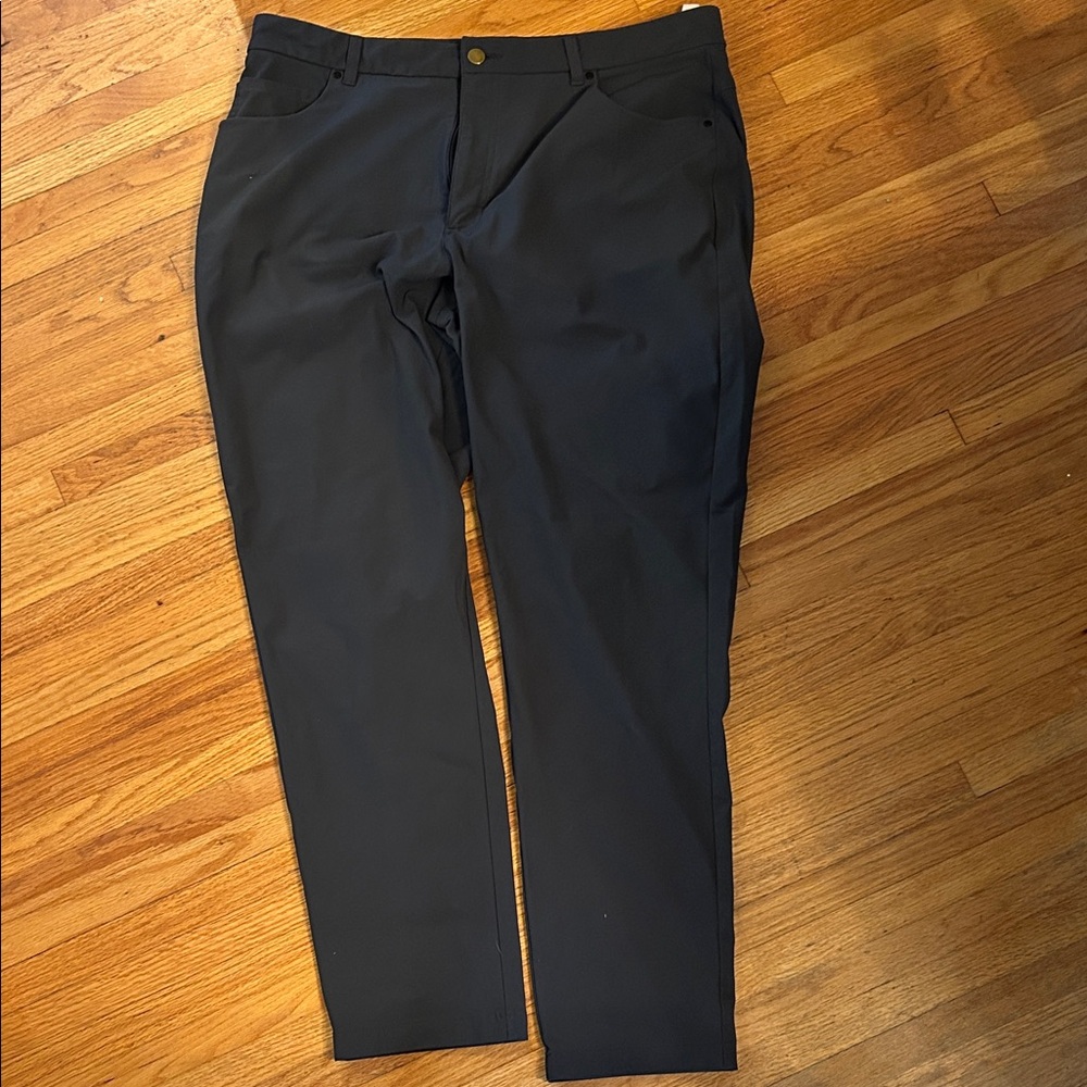 VRST men’s charcoal chinos. Size 38x32. Excellent condition